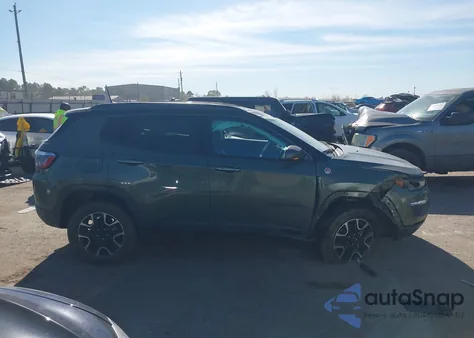 2020 Jeep Compass Trailhawk 4X4 из США, поврежденный, VIN 3C4NJDDB5LT255322